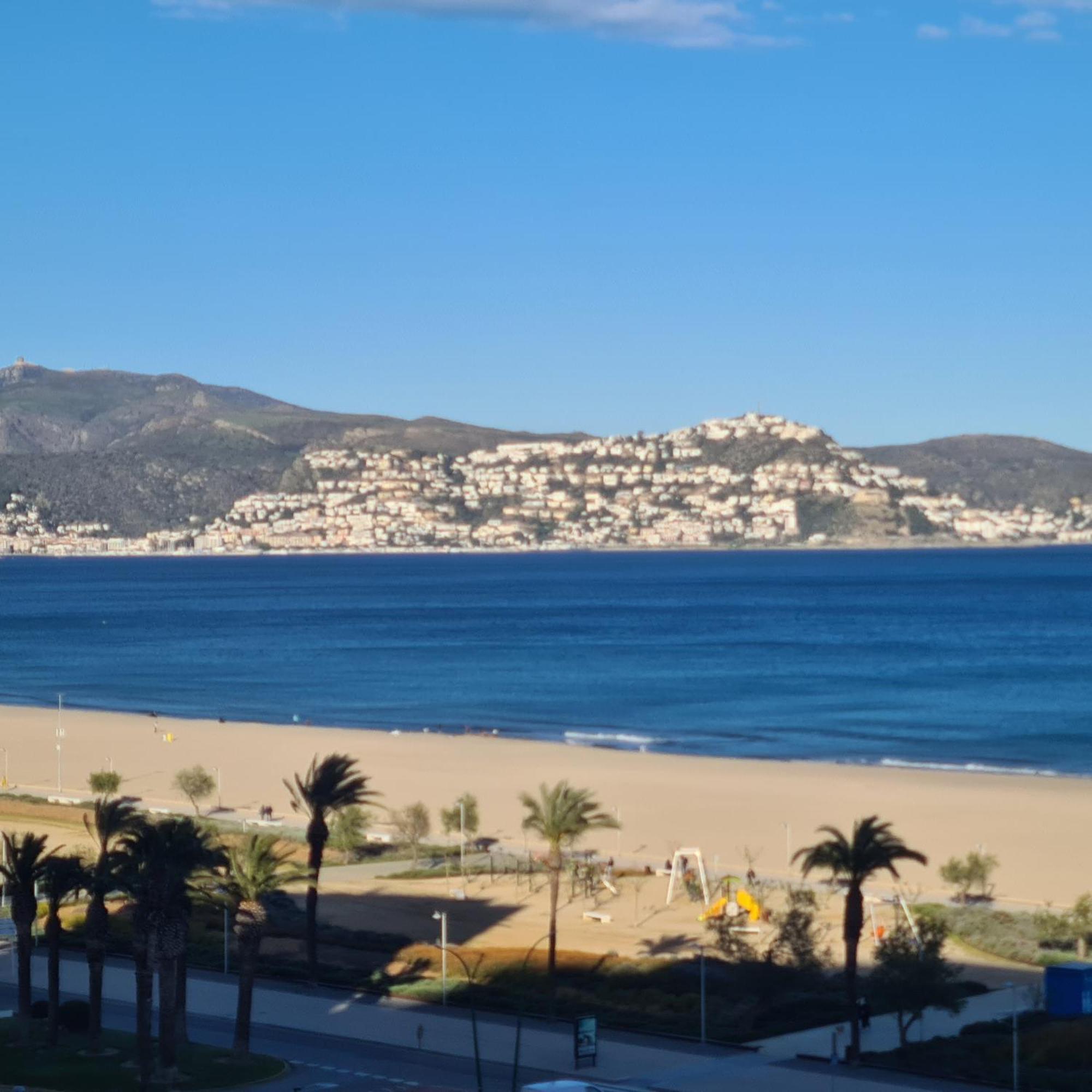 Piso Delta Muga Costa Brava Apartment Empuriabrava Bagian luar foto
