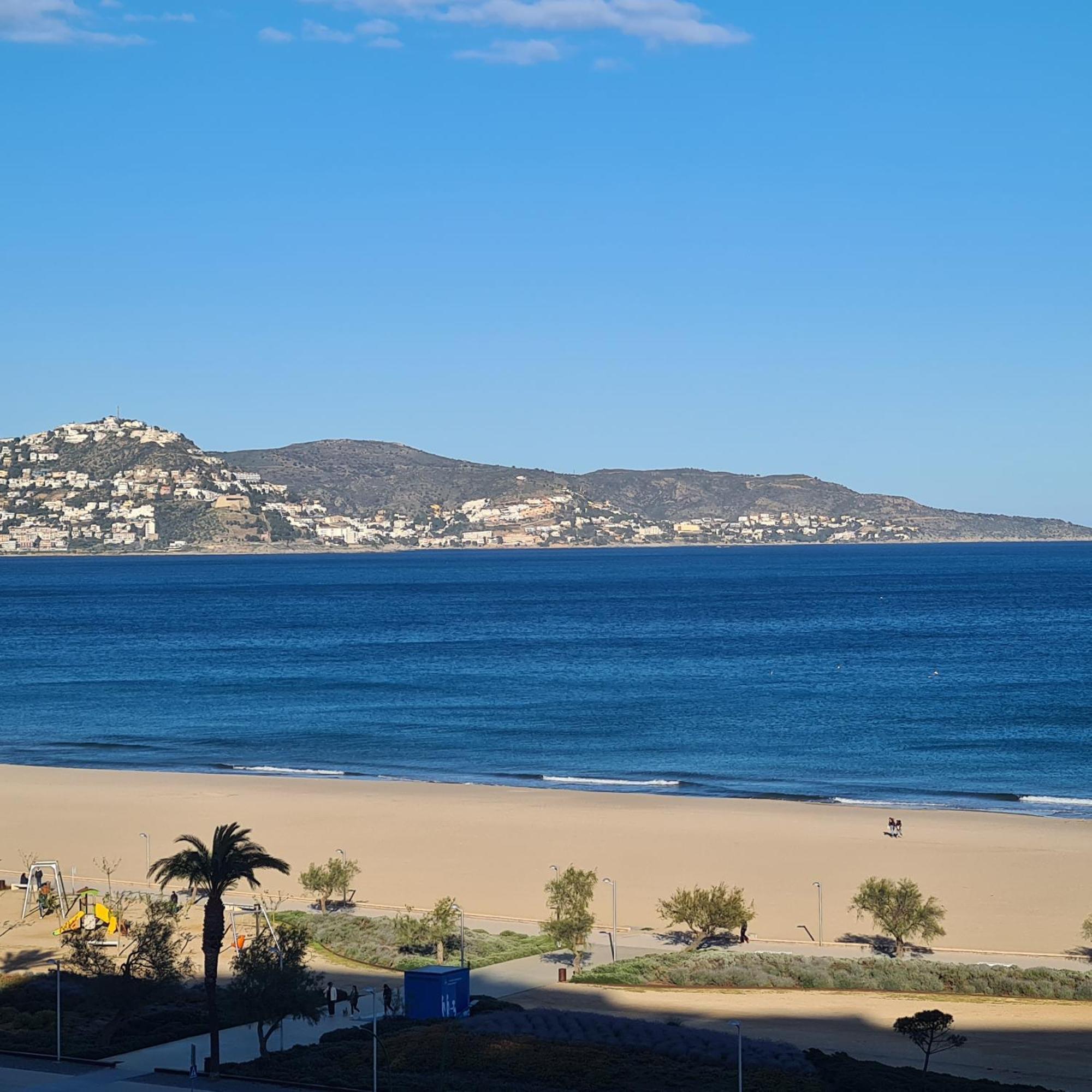 Piso Delta Muga Costa Brava Apartment Empuriabrava Bagian luar foto